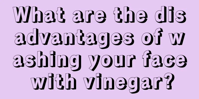 What are the disadvantages of washing your face with vinegar?